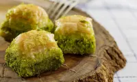  BAKLAVA